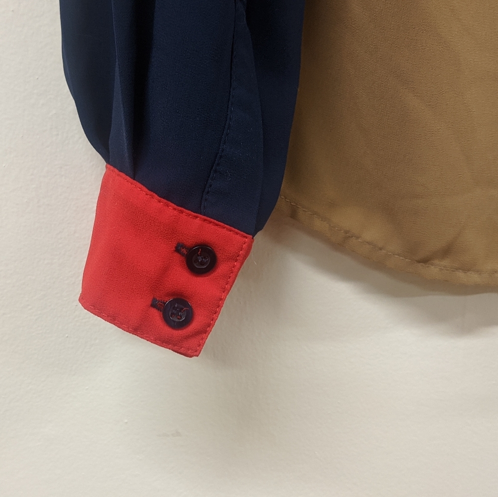 Sheer Multi-block Button Down (M) - Picture 2 of 4